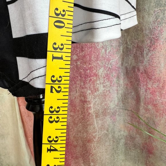 📌"Music is in the Air'  Long Cotton Blend Top with Music Notes and Keyboard - Picture 6 of 11